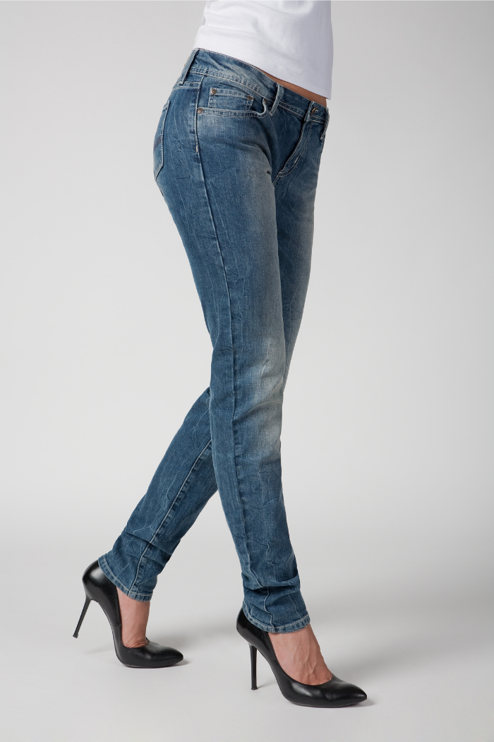 Jean straight denim effet used femme